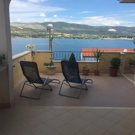 Karmen Apartamento