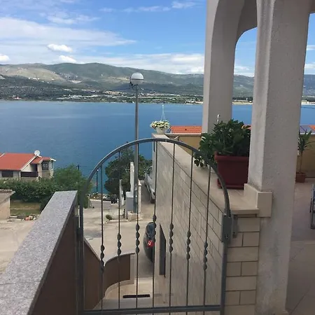 Karmen Apartamento