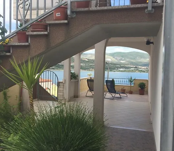 Karmen Apartmán Trogir